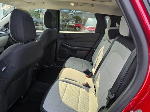 New 2025 Ford Escape Active w/ Cold Weather Package image 8