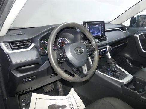 Used 2021 Toyota RAV4 XLE AWD/4WD image 23