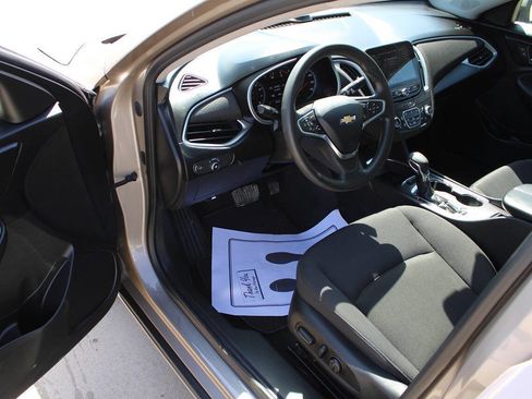 Used 2023 Chevrolet Malibu LT w/ Driver Confidence Package image 11