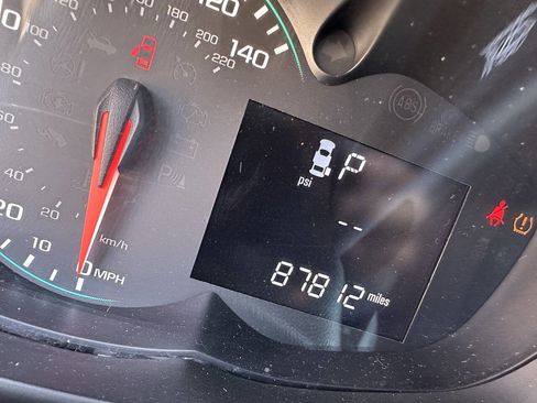 Used 2017 Chevrolet Sonic LT image 12