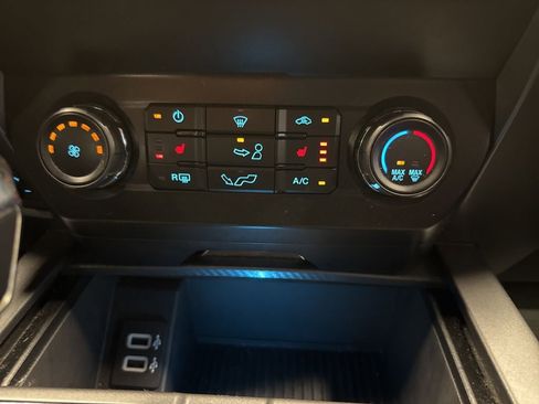 Used 2019 Ford F150 XLT w/ Equipment Group 302A Luxury image 35