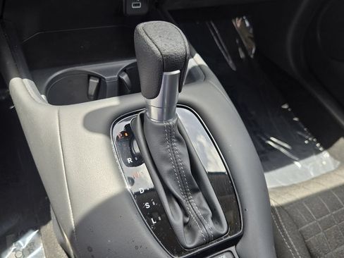 Certified 2023 Honda HR-V LX image 17