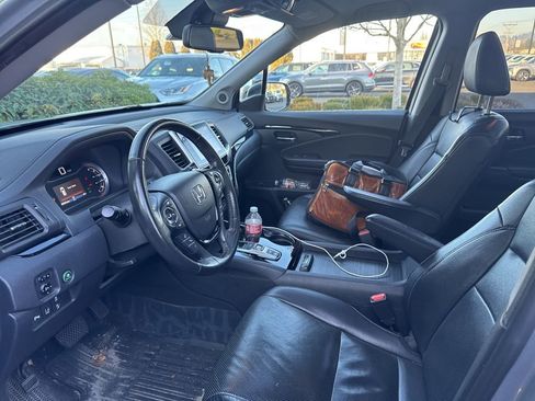Used 2016 Honda Pilot Elite image 32