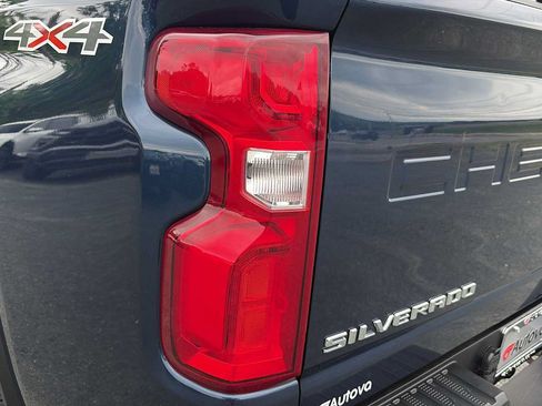 Used 2021 Chevrolet Silverado 2500 LTZ w/ LTZ Plus Package AWD/4WD image 11