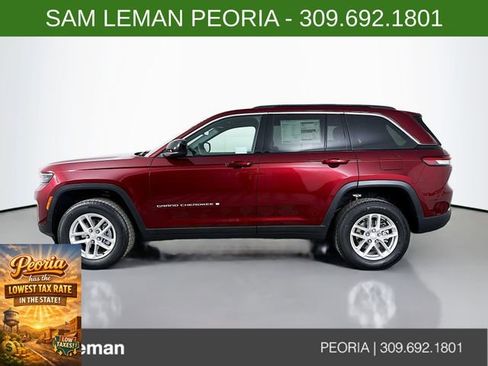 New 2025 Jeep Grand Cherokee Laredo image 4