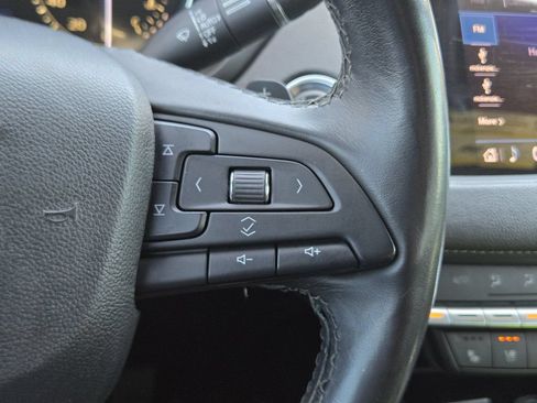 Used 2019 Cadillac XT4 Premium Luxury FWD image 27