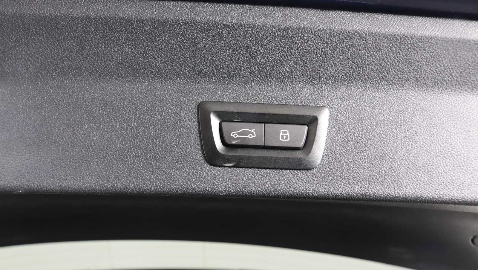 Used 2024 BMW X3 xDrive30i w/ Premium Package AWD/4WD image 32