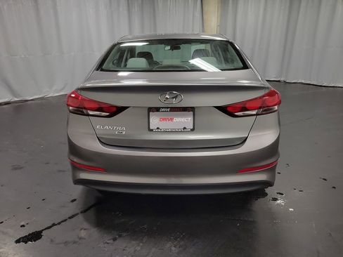 Used 2018 Hyundai Elantra SE w/ Cargo Package image 7