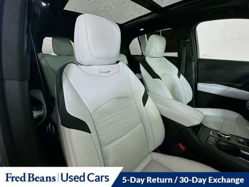 Used 2024 Cadillac XT4 Sport AWD/4WD image 31