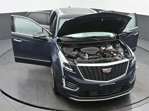 Certified 2025 Cadillac XT5 Premium Luxury image 62