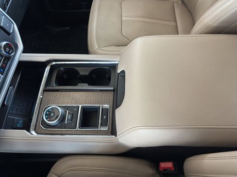 Used 2023 Ford Expedition Max Limited image 36