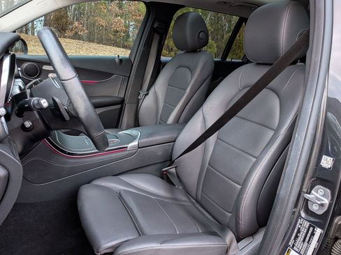 Used 2020 Mercedes-Benz GLC 300 300 image 13