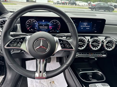 Used 2024 Mercedes-Benz CLA 250 image 15