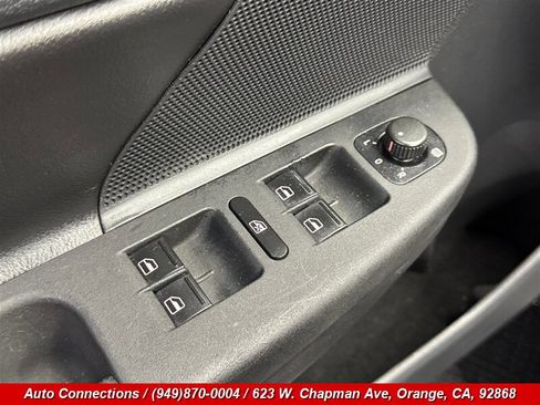 Used 2013 Volkswagen Jetta SE image 22