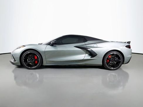 Used 2024 Chevrolet Corvette Stingray Premium Conv w/ Z51 Performance Package RWD image 4