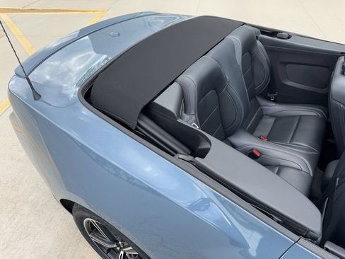 Used 2025 Ford Mustang Premium RWD image 39