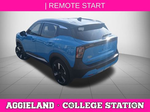 Certified 2025 Nissan Kicks SR w/ Illumination Package image 4