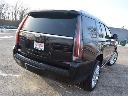 Used 2020 Cadillac Escalade Platinum image 8