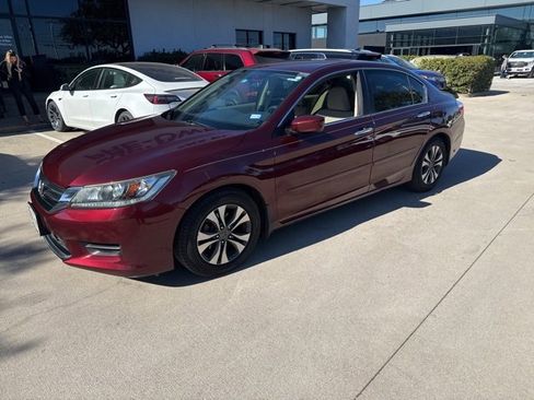 Used 2013 Honda Accord LX image 1