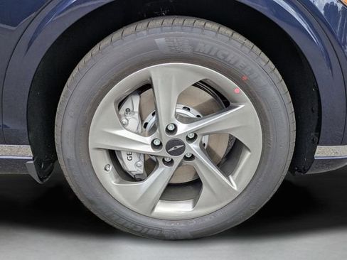 New 2026 Genesis GV70 2.5T Select AWD/4WD image 24