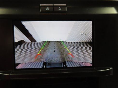 Used 2025 Ford F350 XLT image 16