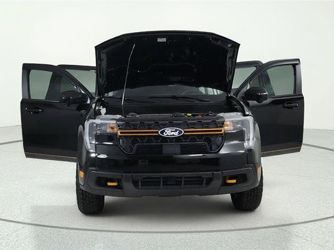Used 2026 Ford Maverick Tremor AWD/4WD image 5