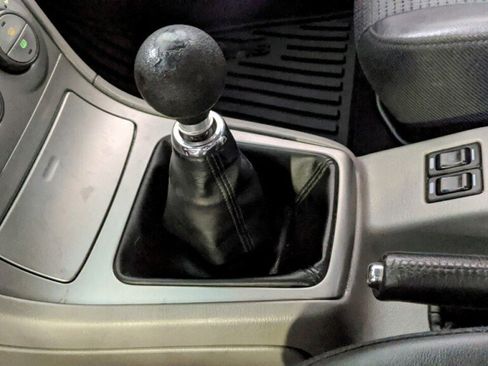 Used 2004 Subaru Forester 2.5XT image 19