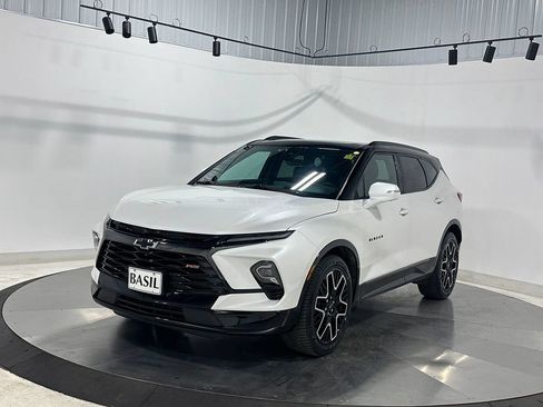 Used 2023 Chevrolet Blazer RS w/ Driver Confidence II Package AWD/4WD image 8