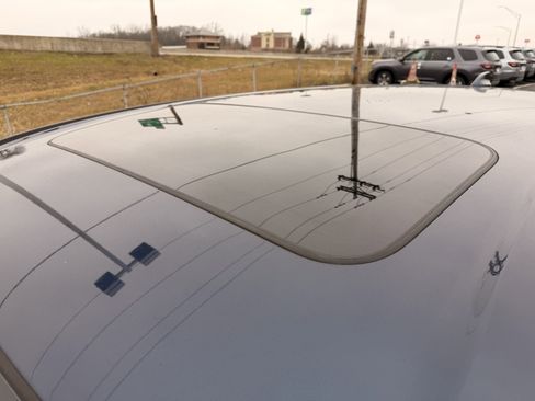 Certified 2023 Honda CR-V EX image 9