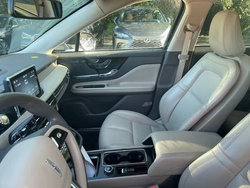 Used 2021 Lincoln Corsair FWD w/ Equipment Group 101A image 9