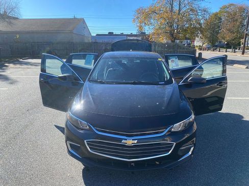Used 2018 Chevrolet Malibu LS image 29