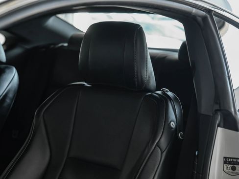 Used 2016 Lexus RC 350 w/ Luxury Package RWD image 28