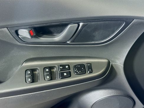 Used 2021 Hyundai Kona SEL image 24