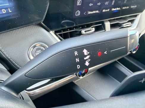 New 2026 Chevrolet Equinox LT w/ Convenience Package II image 22