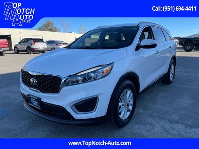Used 2016 Kia Sorento LX w/ LX Convenience Package