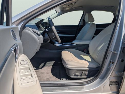 Used 2023 Hyundai Sonata SEL FWD image 32