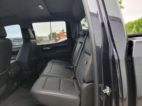 Used 2024 GMC Sierra 1500 SLT RWD image 23