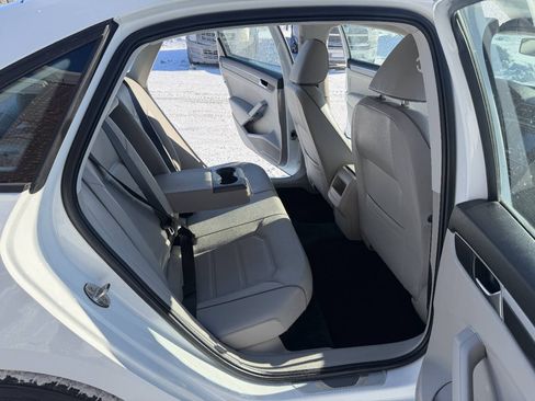 Used 2018 Volkswagen Passat 2.0T S image 27