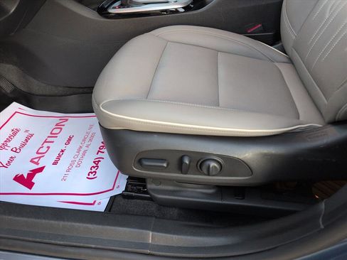 Used 2025 Buick Envista Avenir image 14