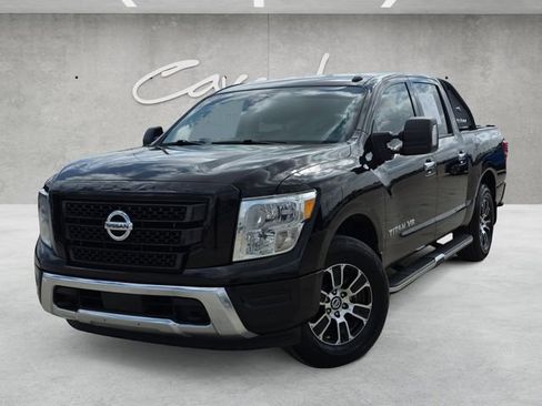 Used 2020 Nissan Titan SV w/ SV Convenience Package image 1