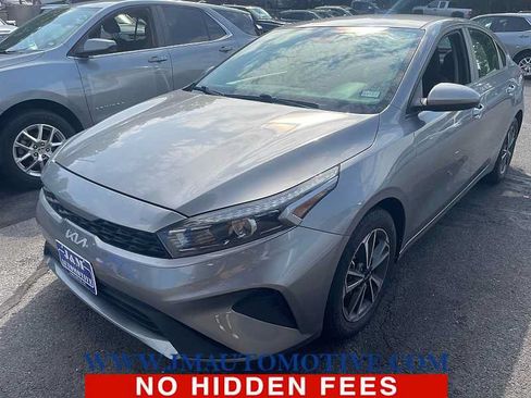 Used 2024 Kia Forte LXS FWD image 1
