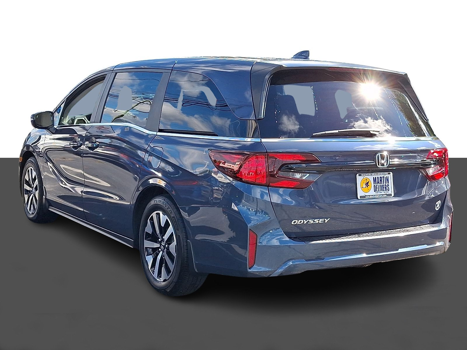 Certified 2026 Honda Odyssey EX-L image 4