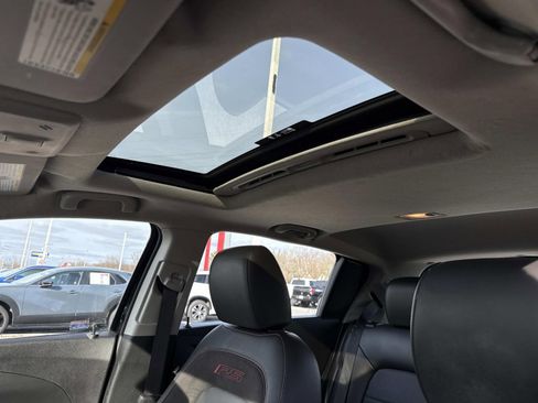 Used 2015 Chevrolet Sonic RS image 10