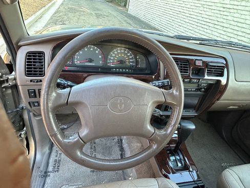 Used 2001 Toyota 4Runner Limited RWD image 28
