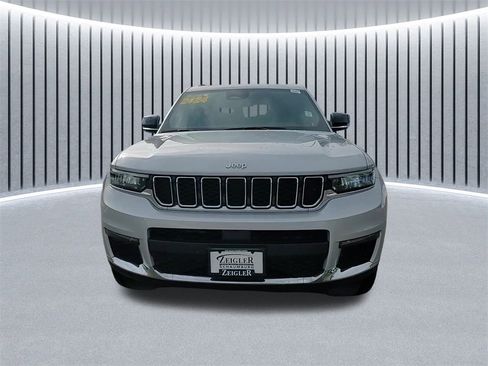 Used 2024 Jeep Grand Cherokee L Limited image 8