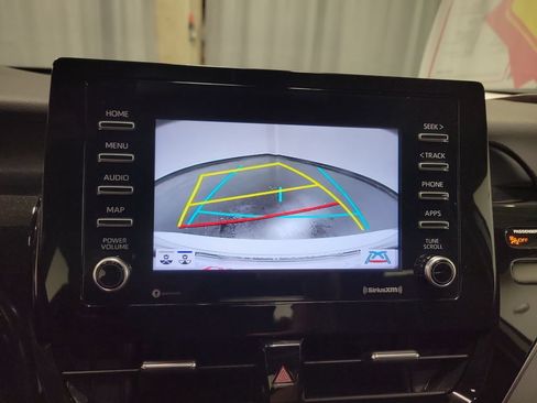 Used 2021 Toyota Camry SE FWD image 16