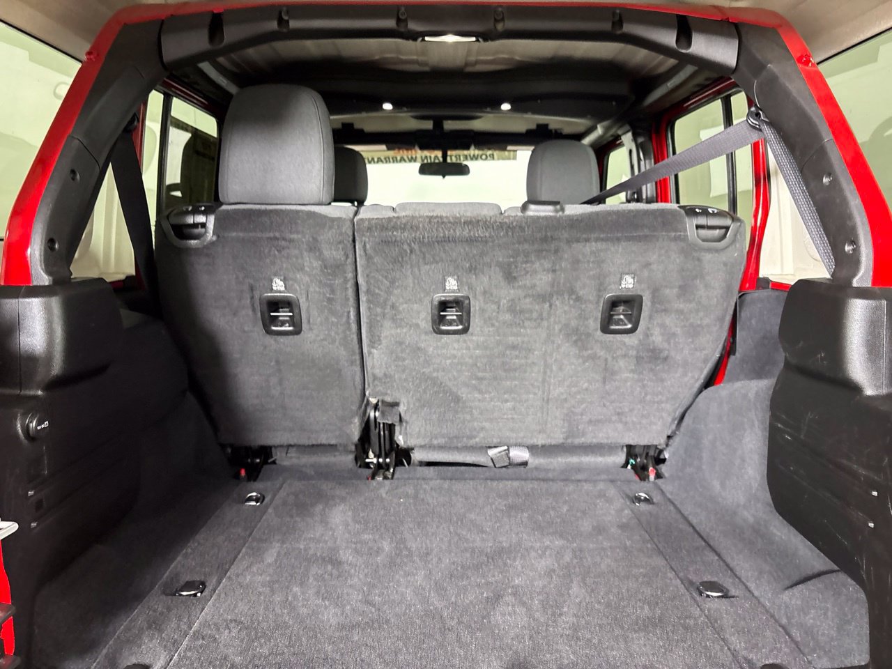 Used 2024 Jeep Wrangler Unlimited Sport AWD/4WD image 25