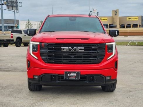 Used 2025 GMC Sierra 1500 Elevation w/ Elevation Premium Package image 10