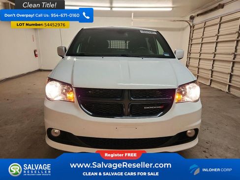 Used 2019 Dodge Grand Caravan SE FWD image 7