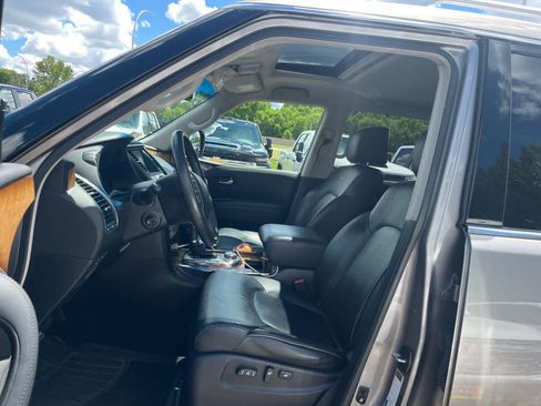 Used 2012 INFINITI QX56 4WD w/ Theater Pkg image 8